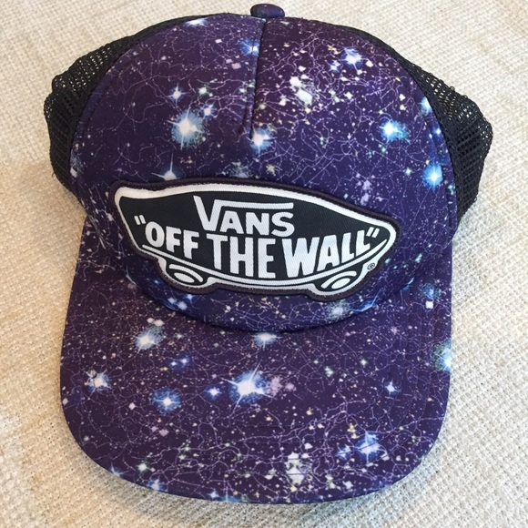 vans galaxy hat